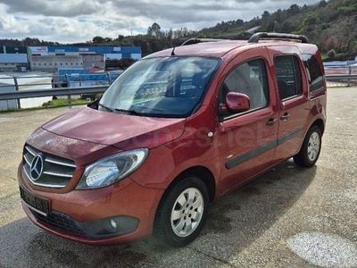 Käytetty Mercedes Citan 111 110 HP (80 kW) 2016 Punainen Farmari