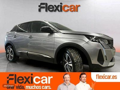 Usado Peugeot 3008 Allure 130 CV (95 kW) 2023 Gris SUV