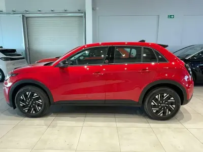 Nuevo Fiat 600 Red 114 kW (156 CV) 2025 Rojo SUV