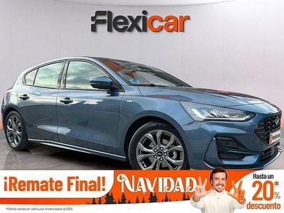 Gris / plata Usado 2023 Ford Focus ST-Line Berlina | 18.590 € (Precio justo)