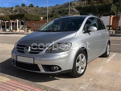Gris / plata Usado 2008 VW Golf Plus Cross Edition Monovolumen | 6500 € (Precio justo)