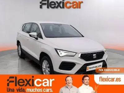 Begagnad Seat Ateca Reference 110 HK (80 kW) 2023 Vit SUV