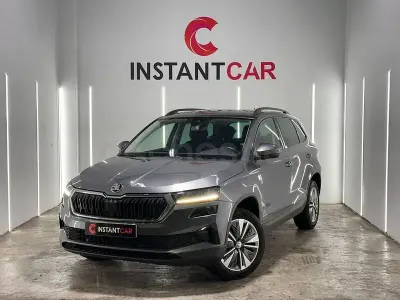 Begagnad Skoda Karoq Selection 110 HK (80 kW) 2023 Grå SUV