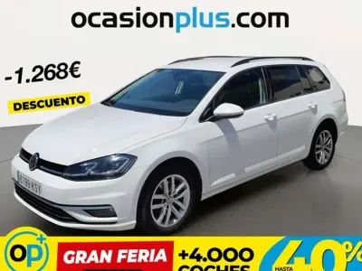 Usado VW Golf VII Advance 116 CV (85 kW) 2019 Blanco Familiar