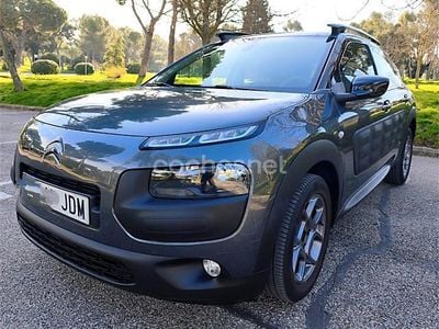 Usado Citroën C4 Feel 82 CV (60 kW) 2015 Gris / plata Berlina