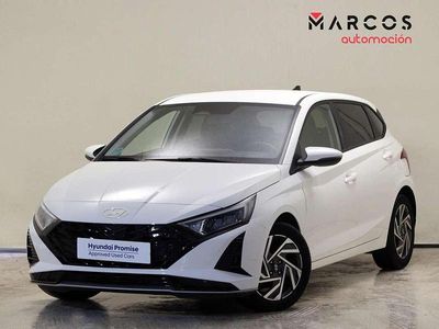Usado Hyundai i20 101 CV (74 kW) 2025 Blanco Utilitario