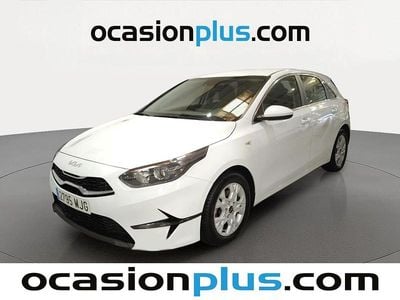 Usado Kia Ceed 136 CV (100 kW) 2023 Blanco Utilitario
