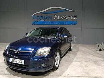 Azul Usado 2009 Toyota Avensis Executive Berlina | 4999 € (Super precio)