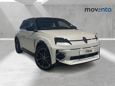 Blanco Usado 2024 Renault R5 Iconic Utilitario | 27.900 € (Precio justo)