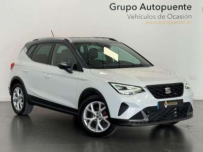 Usado Seat Arona FR 151 CV (111 kW) 2023 Blanco SUV