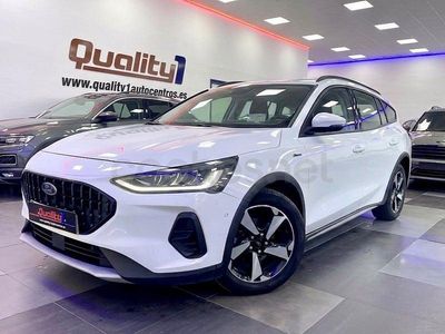 Usado Ford Focus Active X 120 CV (88 kW) 2022 Blanco Familiar