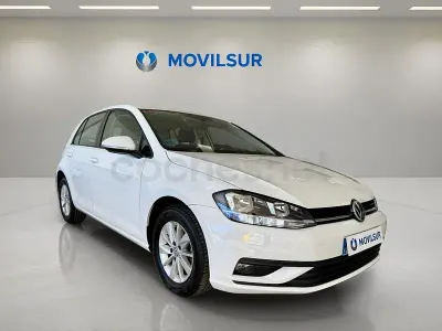 Usado VW Golf VII 116 CV (85 kW) 2019 Blanco Berlina
