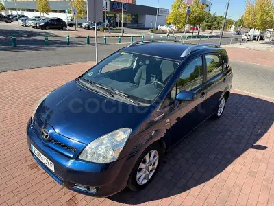 Usado Toyota Corolla Verso Sol 129 CV (94 kW) 2004 Azul Monovolumen