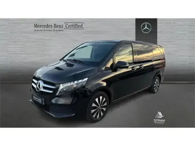 Usado Mercedes V250 190 HP (139 kW) 2023 Preto Monovolume