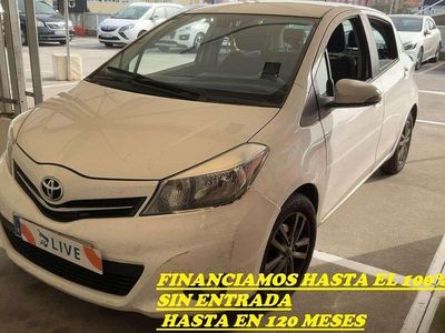 Usado Toyota Yaris Active 98 CV (72 kW) 2014 Blanco Utilitario