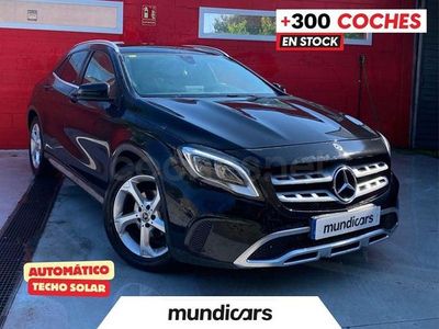Käytetty Mercedes GLA200 Urban 156 HP (114 kW) 2017 Musta Katumaasturi