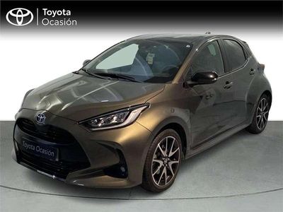 Usado Toyota Yaris Hybrid Style 116 CV (85 kW) 2022 Verde Utilitario