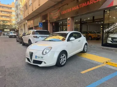 Usado Alfa Romeo MiTo 79 CV (58 kW) 2008 Beige Utilitario