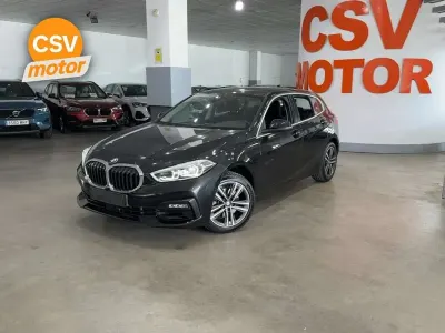Usado BMW 118 136 CV (100 kW) 2023 Negro Utilitario