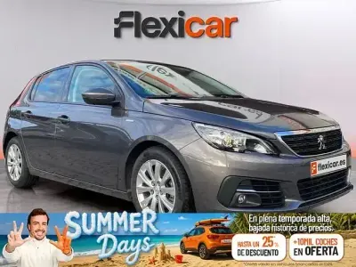 Usado Peugeot 308 Style 130 CV (95 kW) 2020 Gris Berlina
