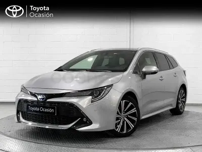 Usado Toyota Corolla Sport 140 CV (102 kW) 2022 Gris / plata Familiar