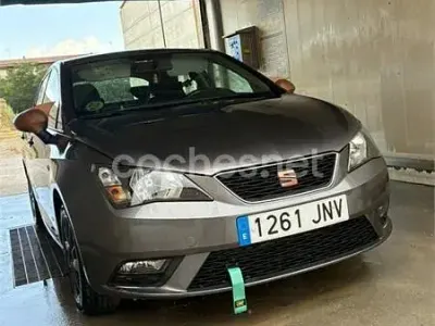 Usado Seat Ibiza Style 90 CV (66 kW) 2016 Gris / plata Berlina