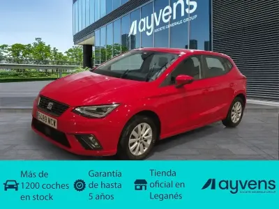 Usado Seat Ibiza Style 110 CV (80 kW) 2022 Rojo Utilitario