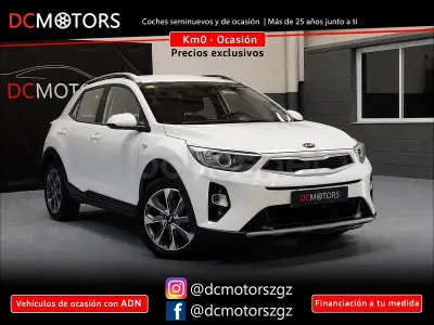 Usado Kia Stonic 115 CV (84 kW) 2020 Blanco SUV
