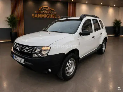 Usado Dacia Duster Ambiance 105 CV (77 kW) 2015 Blanco SUV