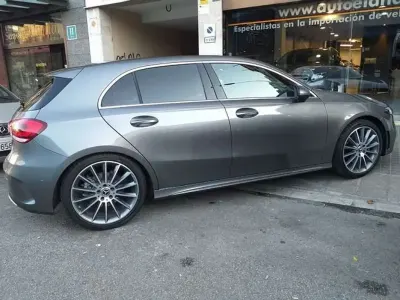 Usado Mercedes A200 AMG 163 CV (119 kW) 2018 Gris Berlina