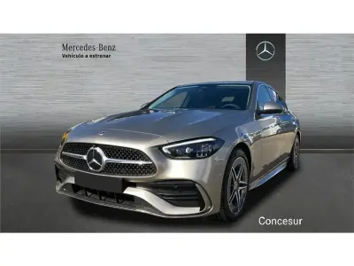 Käytetty Mercedes C200