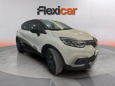 Usado Renault Captur Zen 131 CV (96 kW) 2019 Beige SUV