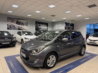 Gris / plata Usado 2012 Hyundai ix20 Comfort Utilitario | 7500 € (Caro)
