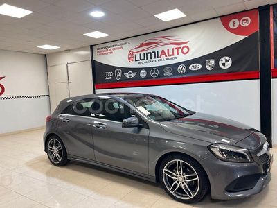 Gris / plata Usado 2017 Mercedes A200 Berlina | 17.900 € (Precio justo)