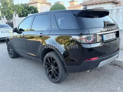 Usado Land Rover Discovery Sport HSE 190 CV (139 kW) 2015 Negro SUV