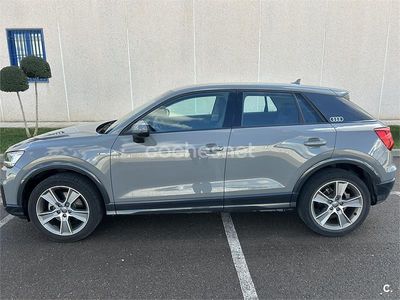 Usado Audi Q2 Design 116 CV (85 kW) 2018 Gris / plata SUV