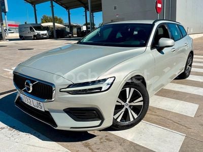 Gris / plata Usado 2020 Volvo V60 Business Edition Familiar | 23.500 € (Precio justo)
