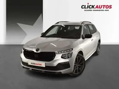Usado Skoda Kamiq Sport 150 CV (110 kW) 2025 Plateado SUV