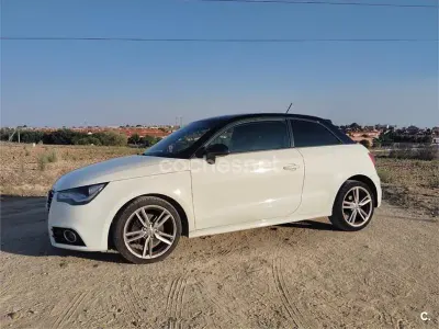 Usado Audi A1 Attraction 105 CV (77 kW) 2011 Blanco Utilitario