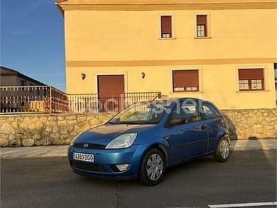 Azul Usado 2006 Ford Fiesta Coupe | 3000 € (Precio justo)