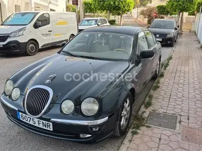 Usado Jaguar S-Type Executive 238 CV (175 kW) 2007 Verde Berlina