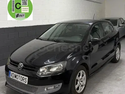Usado VW Polo Advance 85 CV (62 kW) 2010 Negro Utilitario