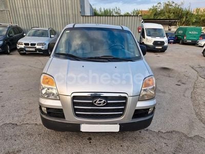 Usado Hyundai H-1 140 CV (102 kW) 2007 Gris / plata Monovolumen