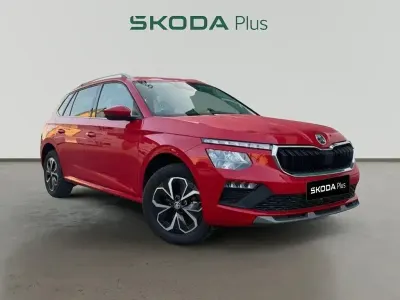 Usado Skoda Kamiq Selection 115 CV (84 kW) 2025 Rojo SUV