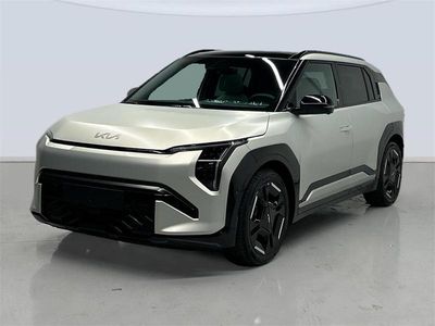 Ivory silver matte Nuevo 2025 Kia EV3 GT-Line SUV | 42.957 € (Caro)