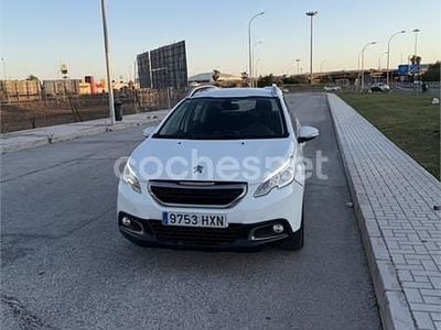 Usado Peugeot 2008 Active 92 CV (67 kW) 2014 Blanco SUV