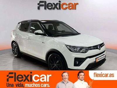 Usado Ssangyong (KGM) Tivoli Limited 163 CV (119 kW) 2020 Blanco SUV