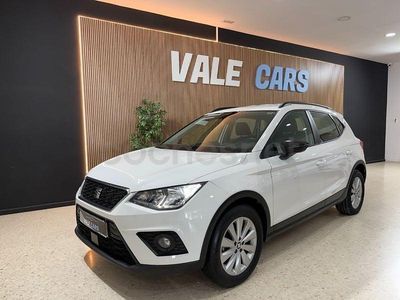 Usado Seat Arona Ecomotive 95 CV (69 kW) 2020 Blanco SUV