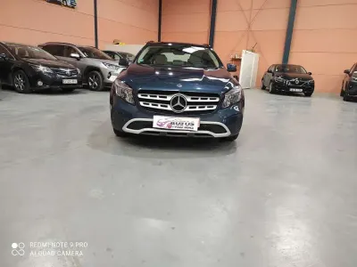 Usado Mercedes GLA220 170 CV (125 kW) 2019 Azul SUV