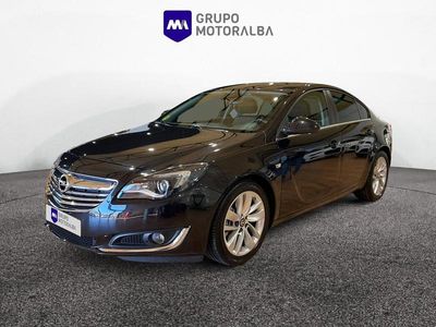 Usado Opel Insignia Sportive 163 CV (119 kW) 2014 Negro Berlina